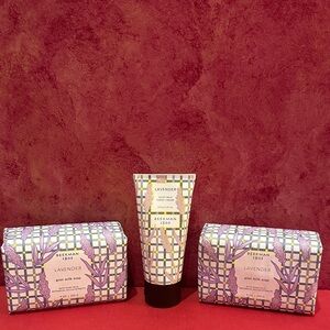 Beekman 1802 Lavender Goat Milk Soaps and hand cream Set